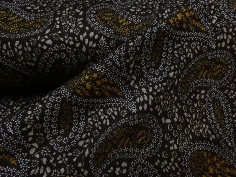 Paisley bruin Paisley bruin